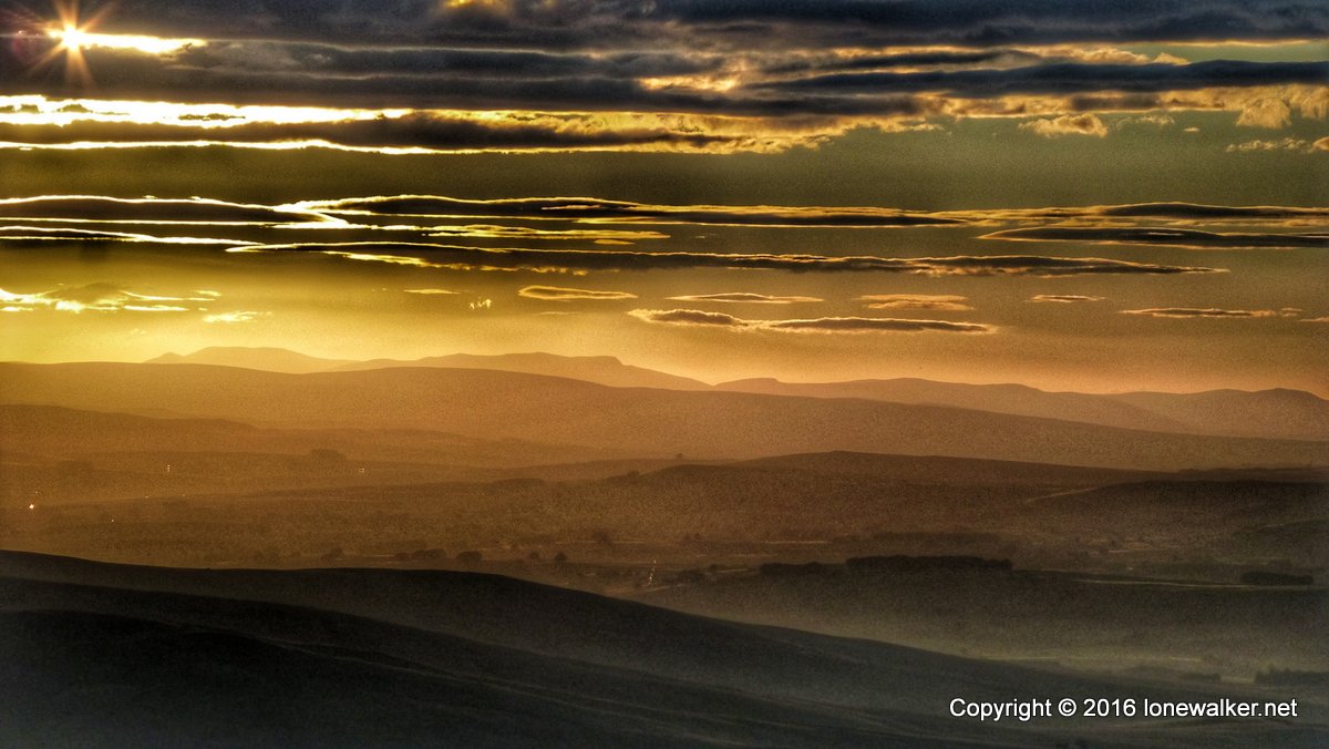 Sun setting over the Howgills, from Sand Tarn