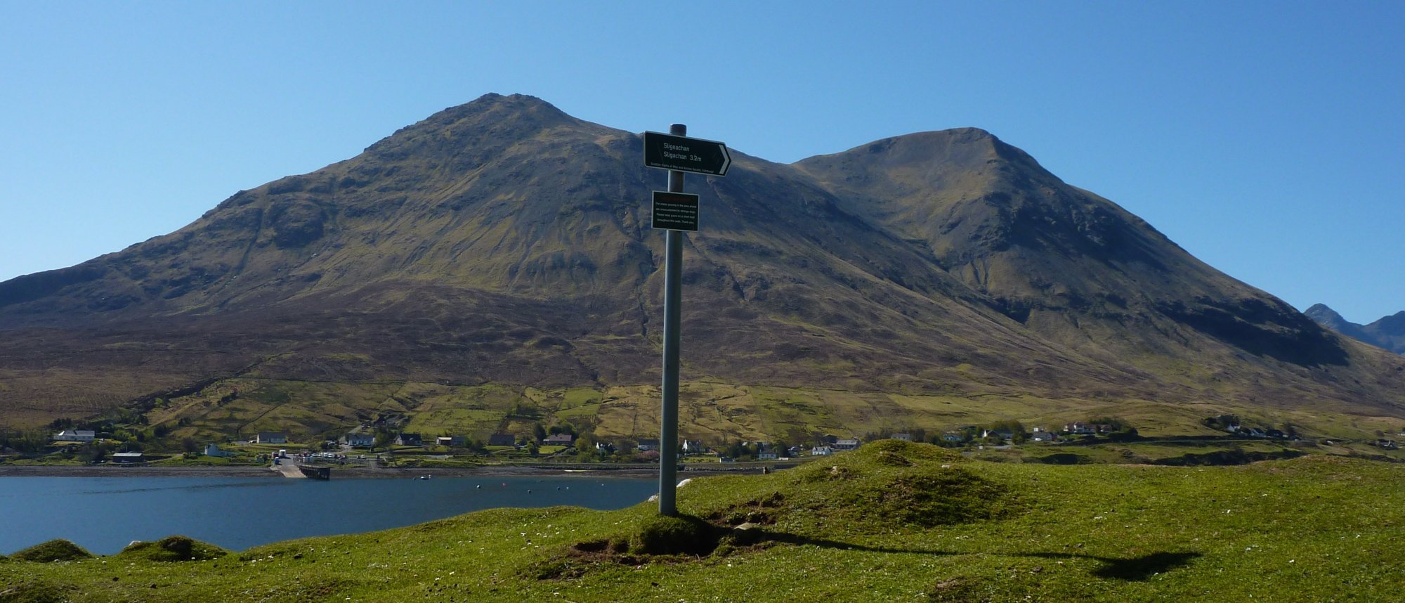 Scotways sign, pointing to Sligachan