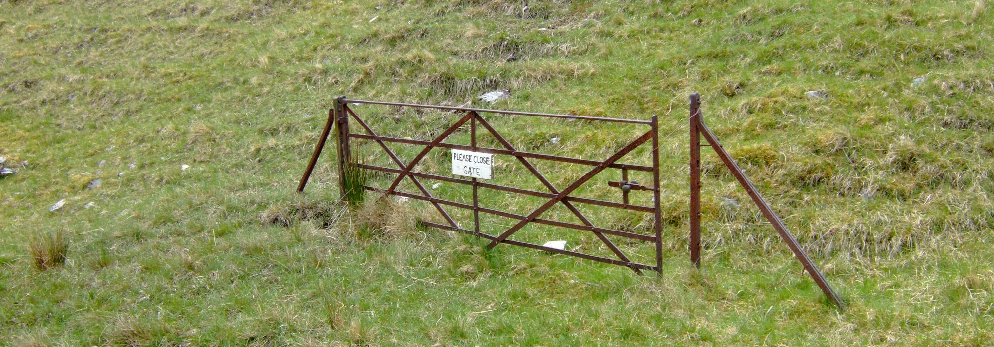 Nomination for the "Most Pointless Gate" award and "Most Pointless Sign" award