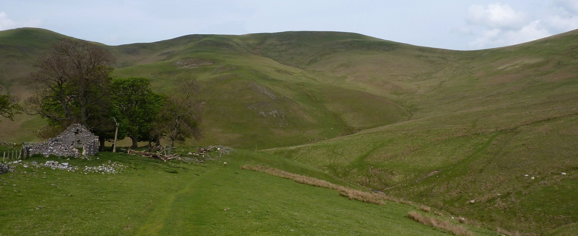 On final approach to Kirk Yetholm